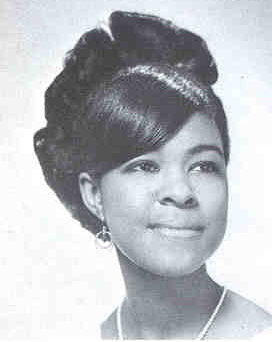  Willa Harvey 