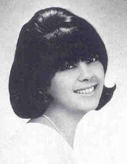  Yvonne Ungaro